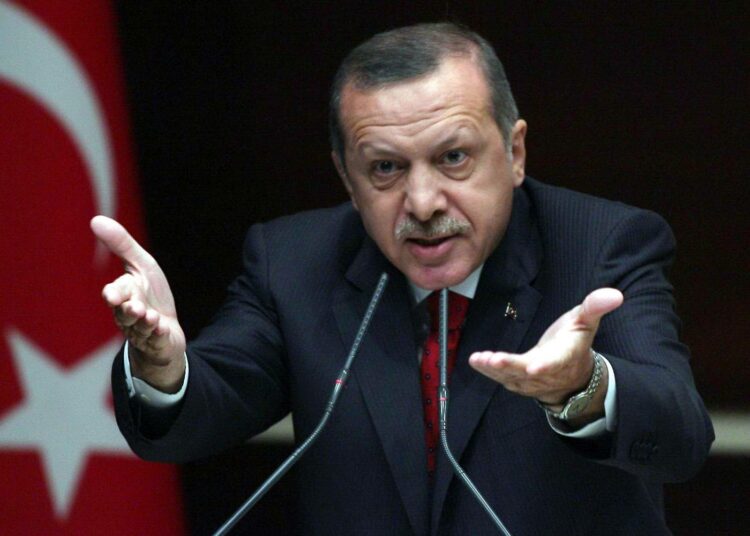 Pääministeri Recep Tayyip Erdogan pyrkii maan seuraavaksi presidentiksi ja on kääntänyt politiikkansa selvästi kansallismieliseen suuntaan.