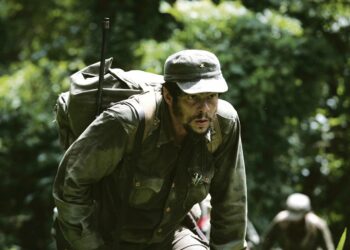 Che – sankari on ensimmäinen osa Steven Soderberghin elokuvista Ernesto ”Che” Guevarasta. Kuvassa Benicio Del Toro (Che).