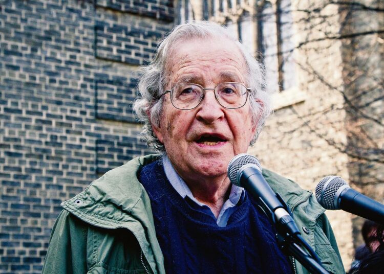 – EU-valtioiden harjoittama koordinoitu painostus voisi vaikuttaa Yhdysvaltain kantaan, toteaa Noam Chomsky ydinaseettomaan Lähi-itään tähtäävistä neuvotteluista.