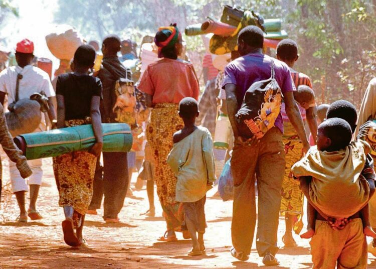 Burundilaispakolaisia Tansaniassa viime lokakuussa.