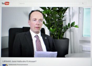 Europarlamentaarikko Jussi Halla-aho ilmoitti Youtube-videolla lähtevänsä tavoittelemaan perussuomalaisten puheenjohtajuutta.