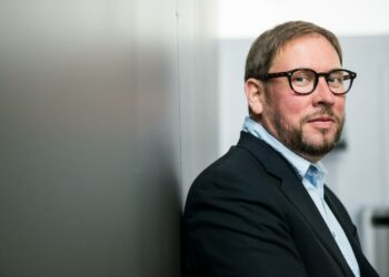 – Turkin suunnittelemat sotatoimet pitää tuomita ja estää, sanoo Paavo Arhinmäki.