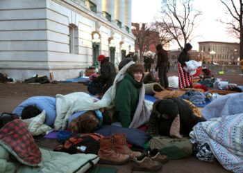 Mielenosoittajia leiriytyneenä Wisconsinin kongressirakennuksen pihalle Madisonissa. Wisconsin on ollut viikkoja polttopisteessä, johon nyt on nousemassa Ohio.