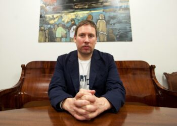 – Presidentin valtaoikeuksia on vähennetty, mutta hänellä on iso merkitys arvojohtajana, sanoo Paavo Arhinmäki.
