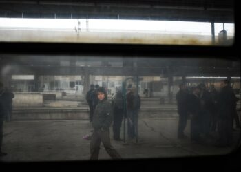 Lakossa olevia rautatieläisiä Sofian keskusasemalla Bulgariassa.