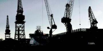 Työntekijöiden veronumero laajenee rakennustyömailta telakoille. Kuvassa Arctech Helsinki Shipyard -telakka Helsingin Hietalahdessa.
