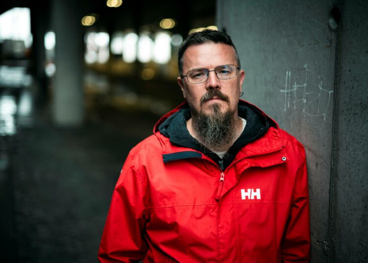 Rakennusliiton asiantuntija Toni Malmström ei ole vakuuttunut valtion tilaajaosaamisesta.
