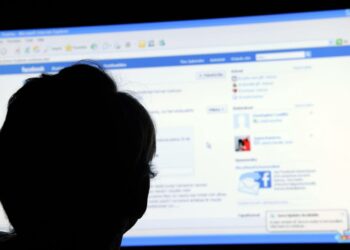 Internet on nykyisin perusta kaikelle teollisuudelle ja tuotannolle, eikä finanssikapitalismi toimisi päivääkään ilman avointa tietoverkkoa.