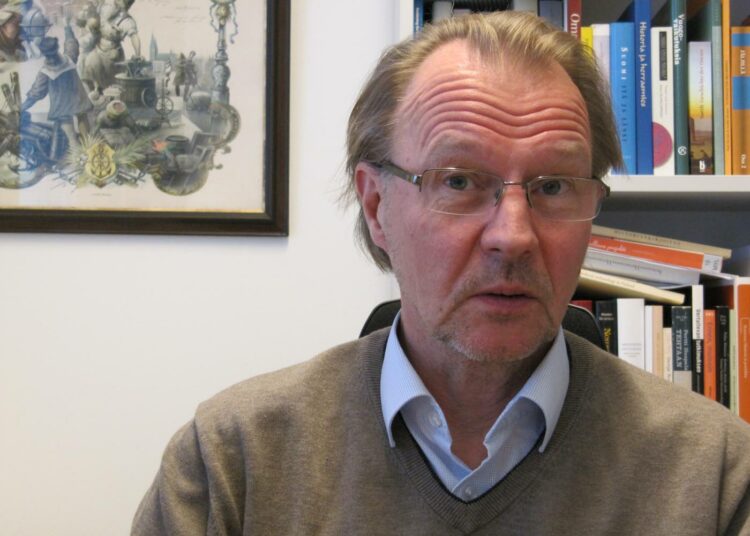 Professori Pertti Haapala.