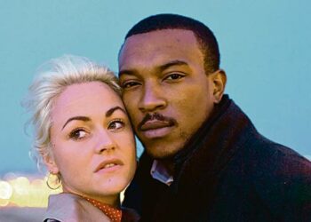 Ajaako Paul onnensa ohi? Kuvassa Jaime Winstone ja Ashley Walters.