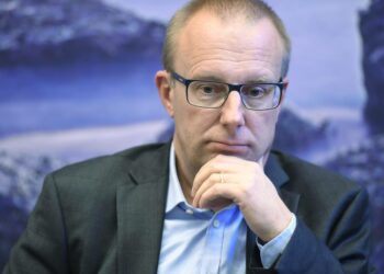 SAK:n puheenjohtaja Jarkko Eloranta ei pidä järkevänä suuntaa, jossa työttömyyteen liittyvää byrokratiaa lisätään.