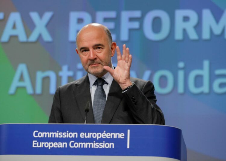 EU:n talousasioista vastaava komissaari Pierre Moscovici esitteli komission esittämää yritysverouudistusta 26. lokakuuta Brysselissä. Finnwatch esittää, että EU:ssa toimien suuryritysten maakohtaiset verotiedot julkistetaan, jotta ne saataisiin tutkijoiden käyttöön.