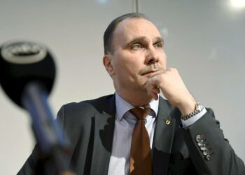 Keskusrikospoliisin rikoskomisario, tutkinnan johtaja Olli Töyräs kertoi keskiviikkona Vantaalla Turun puukotusten esitutkinnan valmistumisesta.