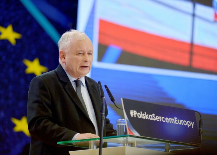 Puolan todellisena johtajana pidetään PiS-puolueen johtajaa Jaroslaw Kaczynskia, vaikka hän ei edes ole hallituksen jäsen.