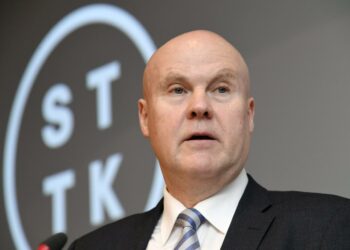 STTK:n puheenjohtaja Antti Palola kehottaa työnantajia miettimään omaa rooliaan työtaisteluiden syntymisessä.