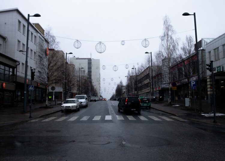 Työ- ja elinkeinoministeriö on aloittanut valmistelut Kemin tukemiseksi rakennemuutoksessa.