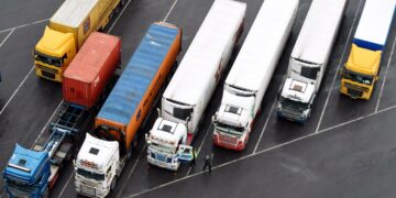 Kuljetusliittojen tiivistyvässä yhteistyössä AKT vastaa kumipyöräliikenteestä ja satamista.